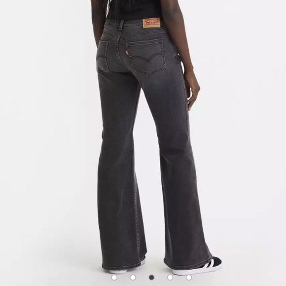 Levi’s | Size 26 | Superlow Flare | Washed Black - Picture 1 of 8